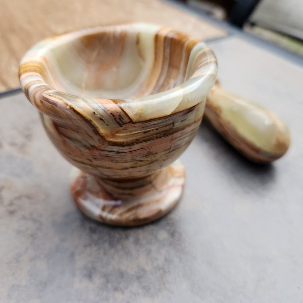 Green Onyx Mortar And Pestle 3.25" Tall - Picture 5 of 16